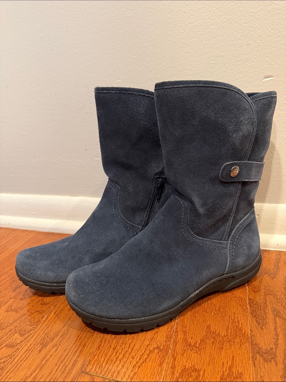 Made in USA, G.H. Bass & Co. Navy Suede Mid-Calf Zip Boots, 7M